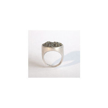 Large Signet with Rough Stones - silver / pyrite